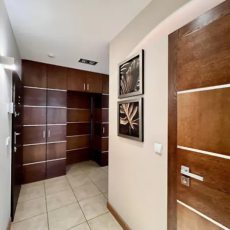 98m2 Oldtown Yacht Marina