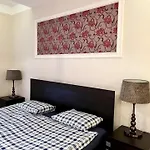 98m2 Oldtown Yacht Marina דירה